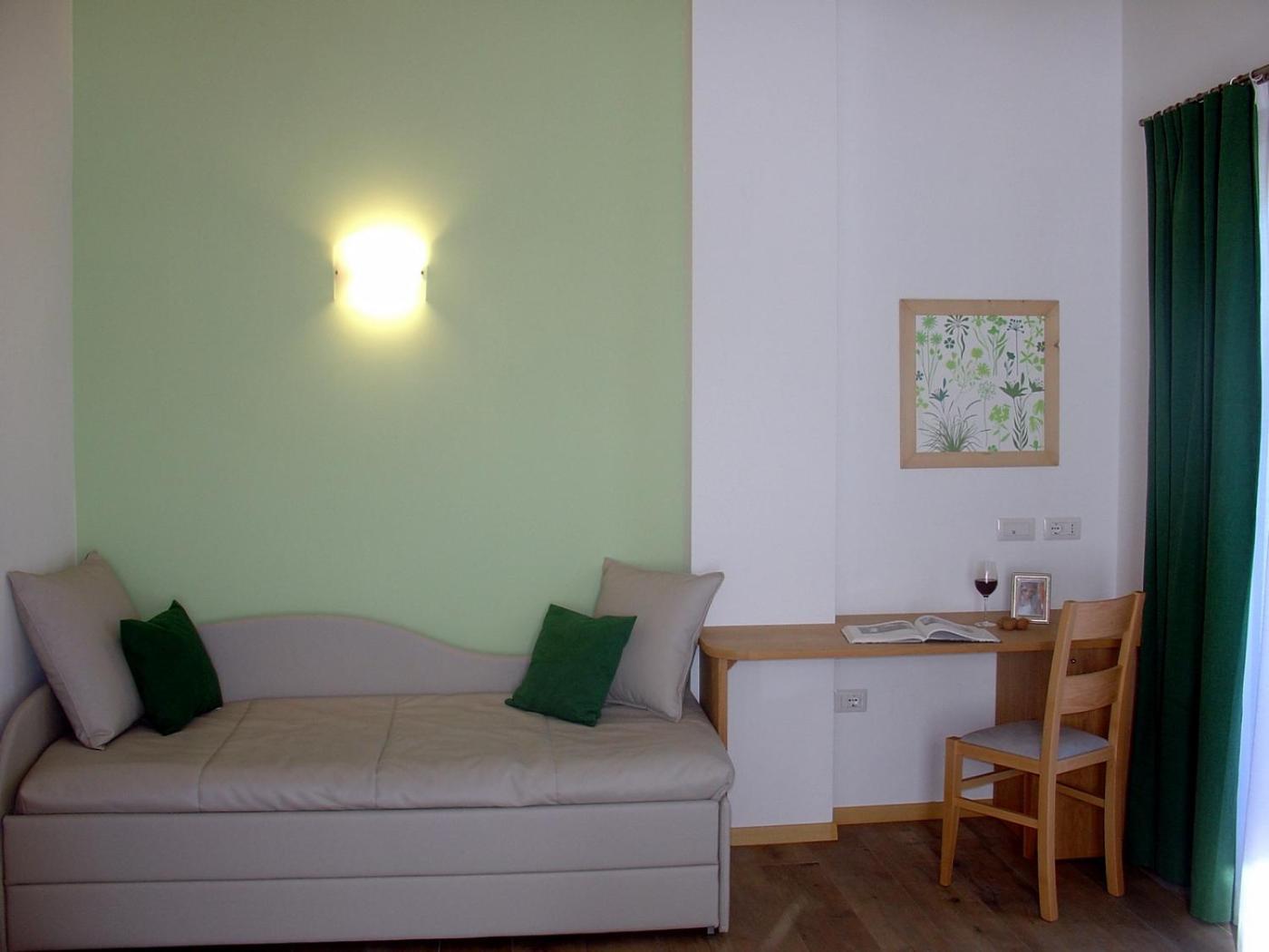 Agriturismo Girasole Фай дела Паганела Екстериор снимка